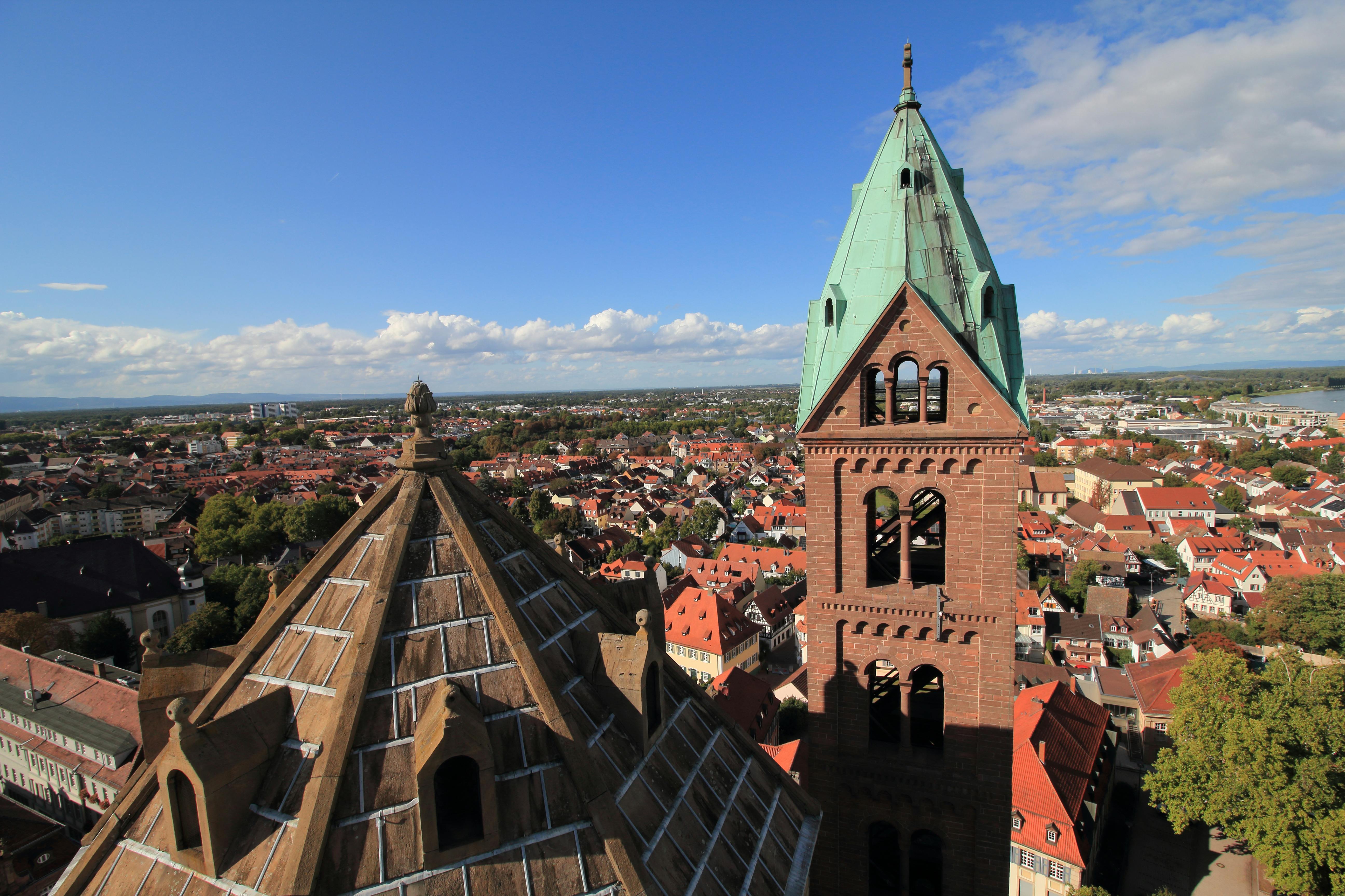 Stadtblick in Speyer - KI-Automatisierung Speyer